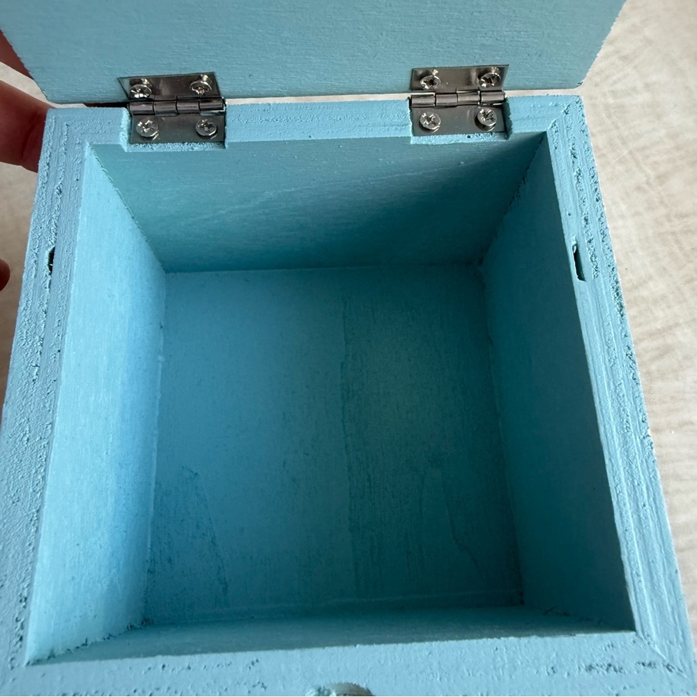 Seashell Storage Box - Picture 4 of 10